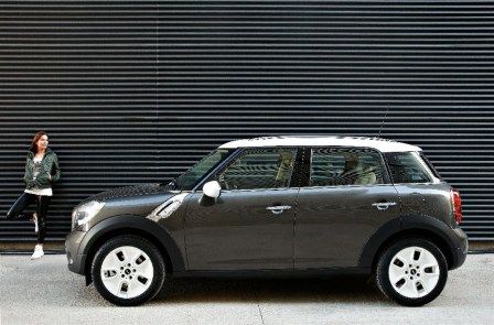 COUNTRYMAN 4
